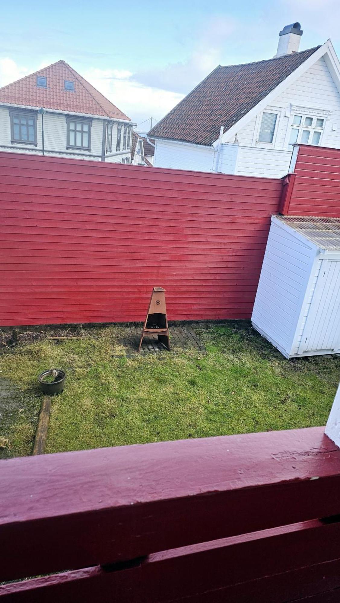 Large House In Central Ставангер Екстериор снимка